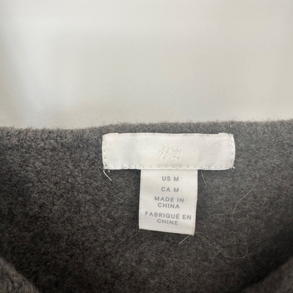 H&M Knit Tank Top - Picture 2 of 2